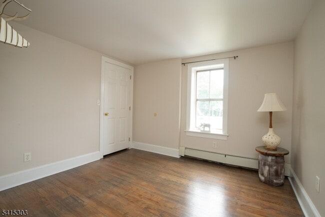 Building Photo - 17 N Franklin St