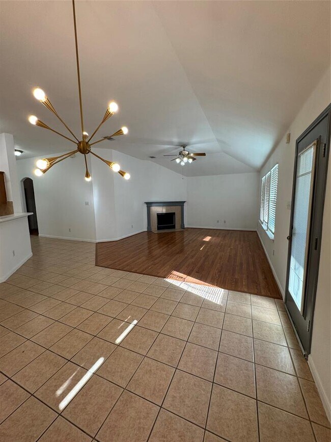 Building Photo - 1513 Boysenberry Ln