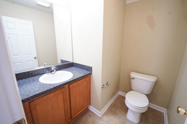 Building Photo - Coming Available!