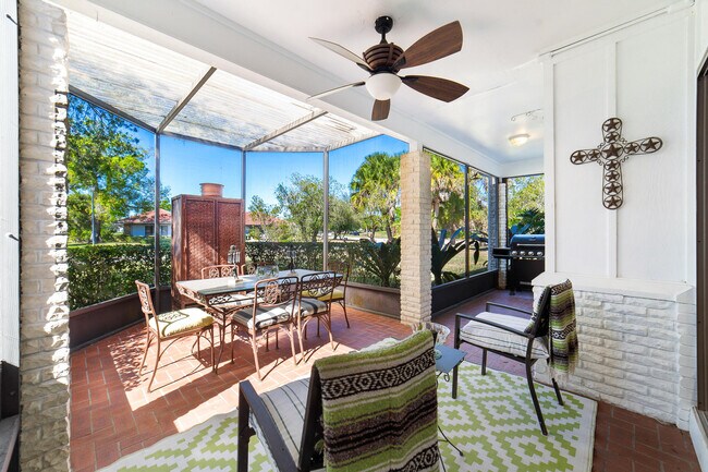 Building Photo - 3000 Conifer Dr