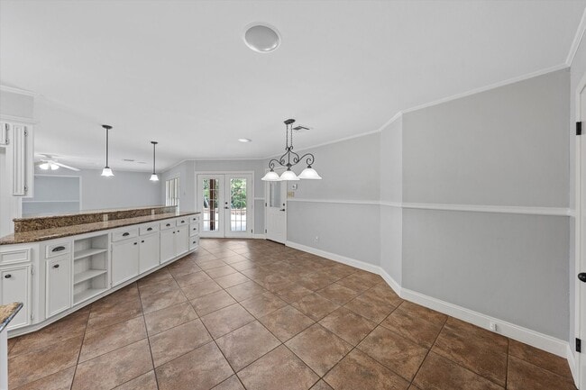 Building Photo - 10014 Burgundy Ln