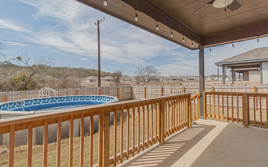 Building Photo - 2511 Seabream Dr