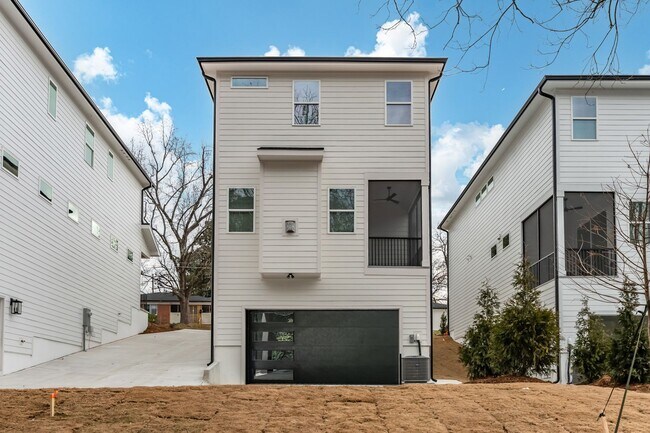 Building Photo - Newly Built 4-bedroom, 4-bathroom Home in Durham, NC
