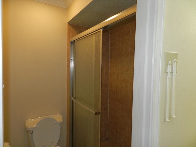 Building Photo - 14309 Misty Meadow Ln