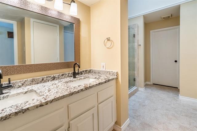 Building Photo - 1204 Signal Ridge Pl
