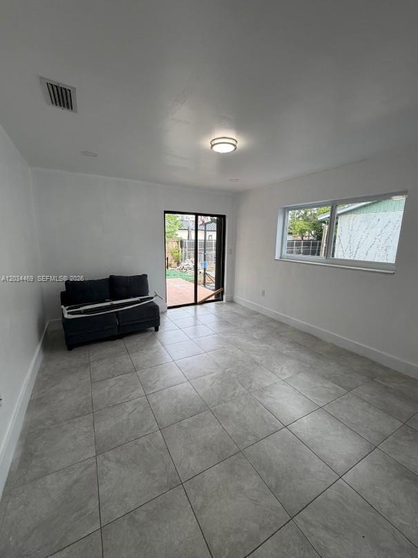 Building Photo - 20301 SW 117th Ave