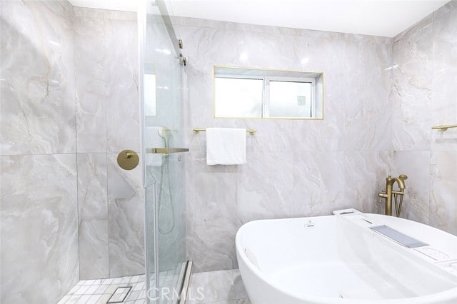 Building Photo - 7306 Farmdale Ave