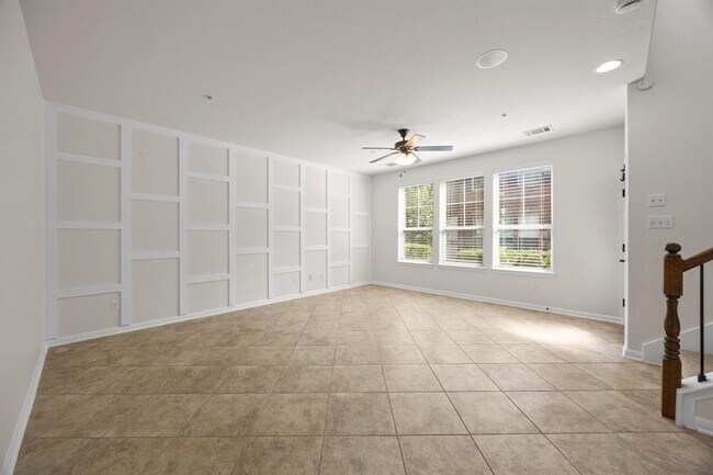 Building Photo - 7220 Wyoming Springs Dr