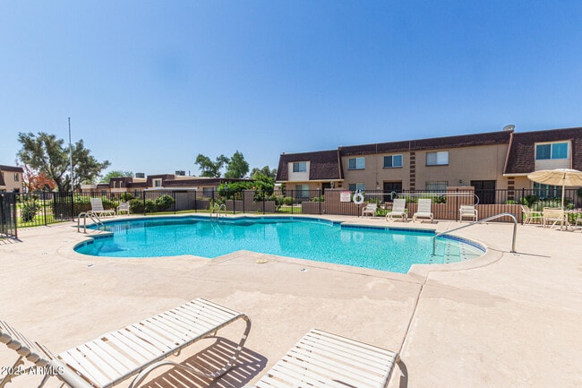 Building Photo - 5121 N Granite Reef Rd