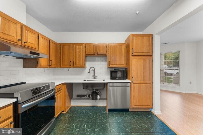 Building Photo - 5930 Millrace Ct