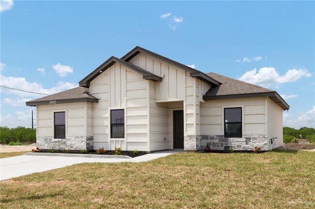 Primary Photo - 3005 Rio Red Cir