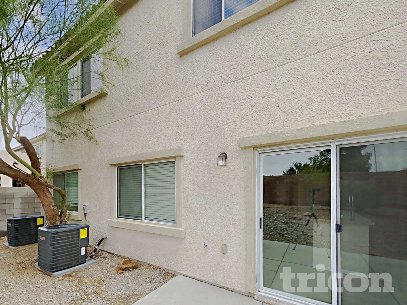 Building Photo - 717 Horse Stable Ave