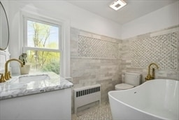 Building Photo - 8 Spruce Park