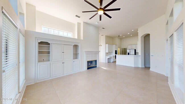 Building Photo - 10061 Vineyard Lake Rd E