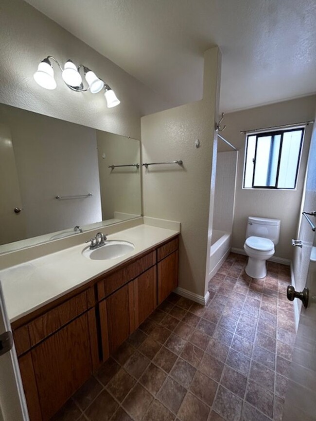 Building Photo - 7689 Melody Dr