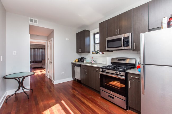 Building Photo - 1350 N Wolcott Ave