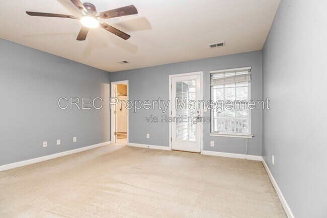 Building Photo - 3533 Claremont St
