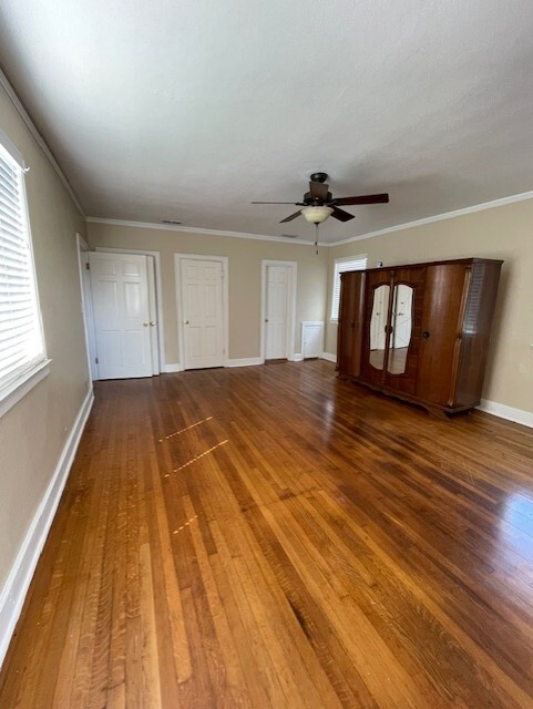 Master Bedroom - 949 S Ohio Ave