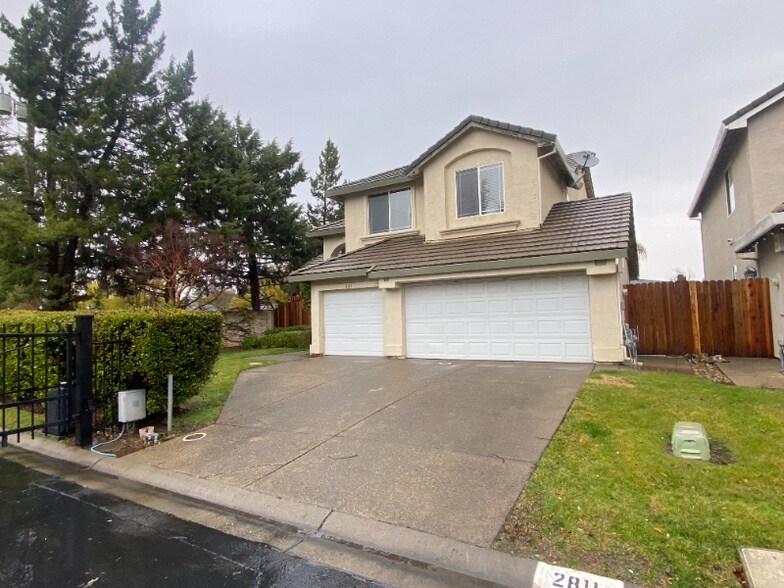 Building Photo - 2811 Sierra Mills Ln