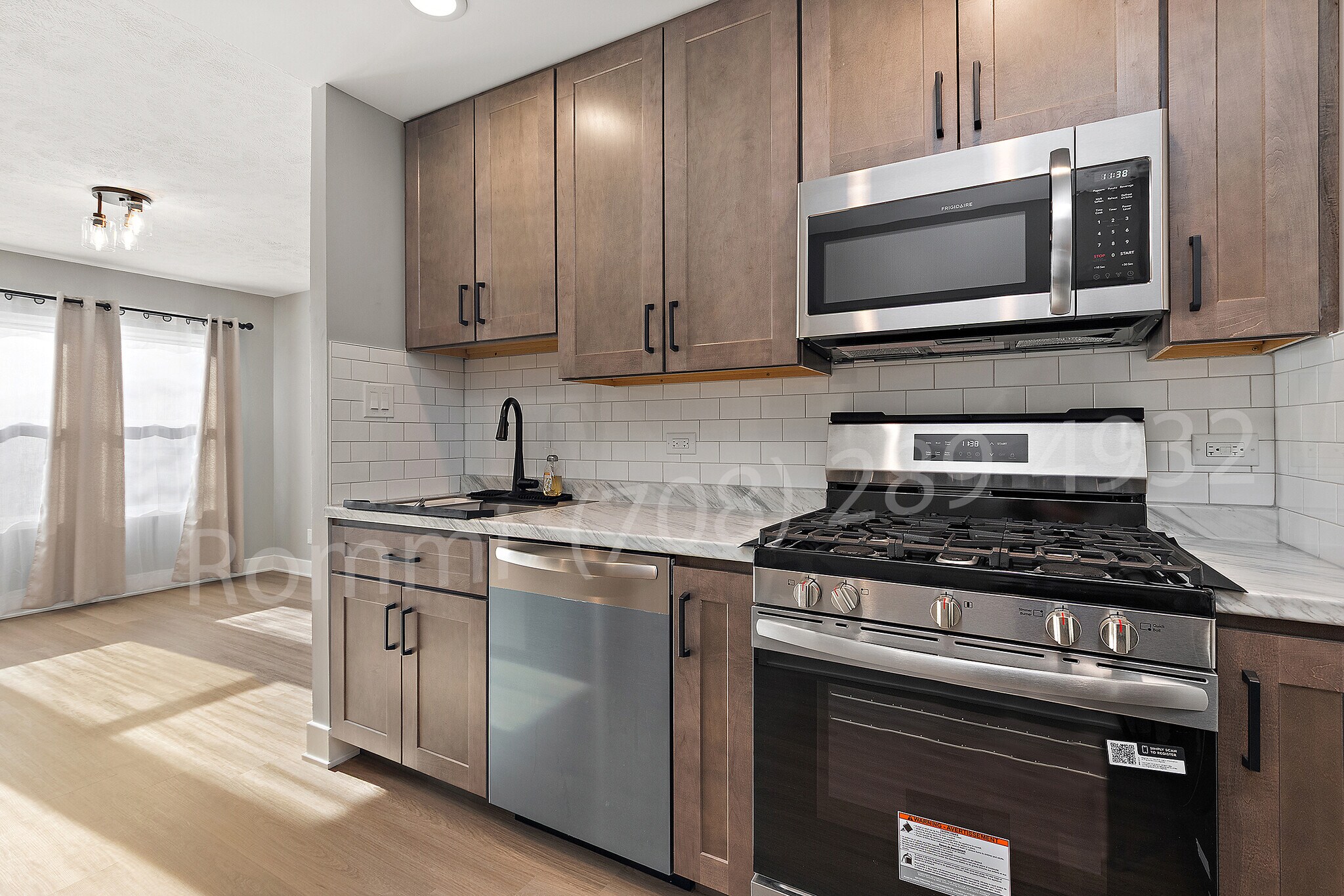 Kitchen - 3631 165th St