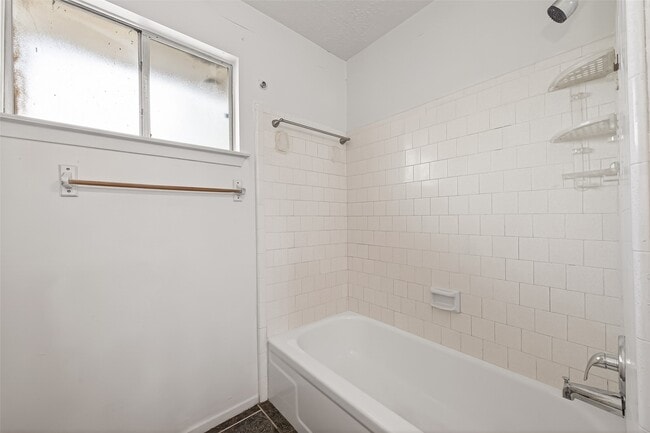 Building Photo - 710 Beechbend Dr