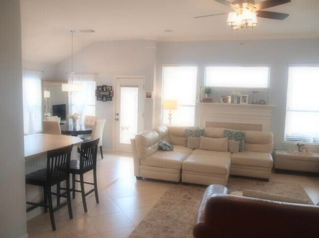 Building Photo - 1611 Taylor Mills Ct