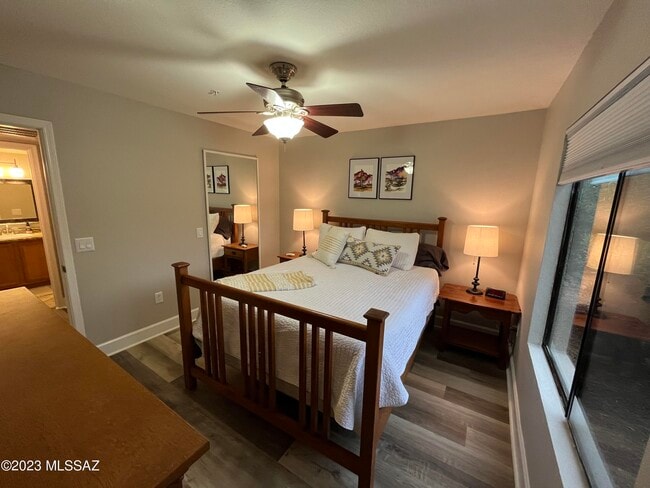 Building Photo - 5751 N Kolb Rd