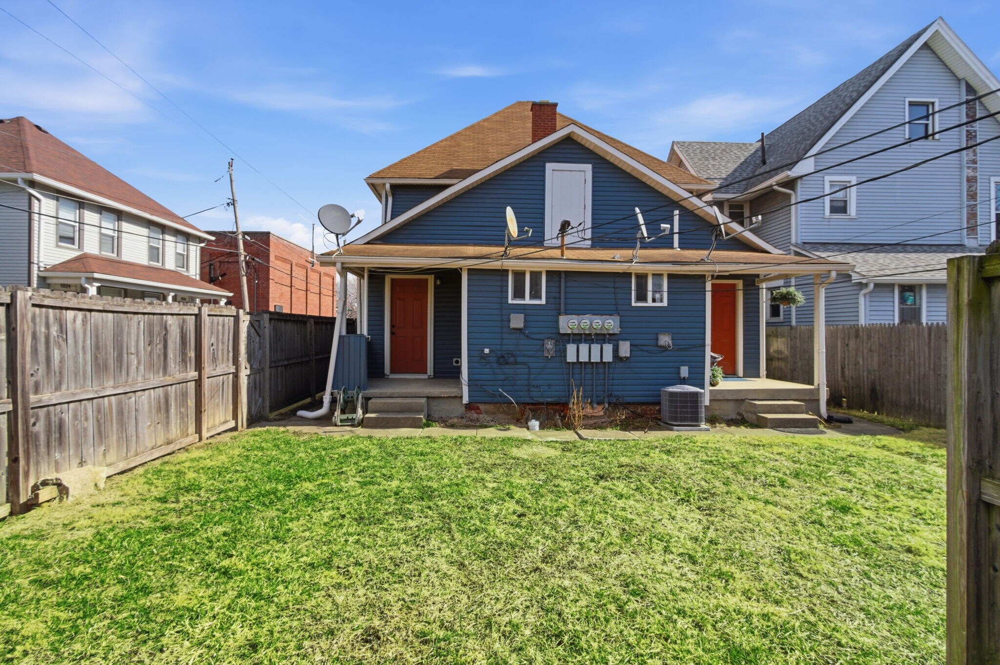 Building Photo - 1338 Barth Ave