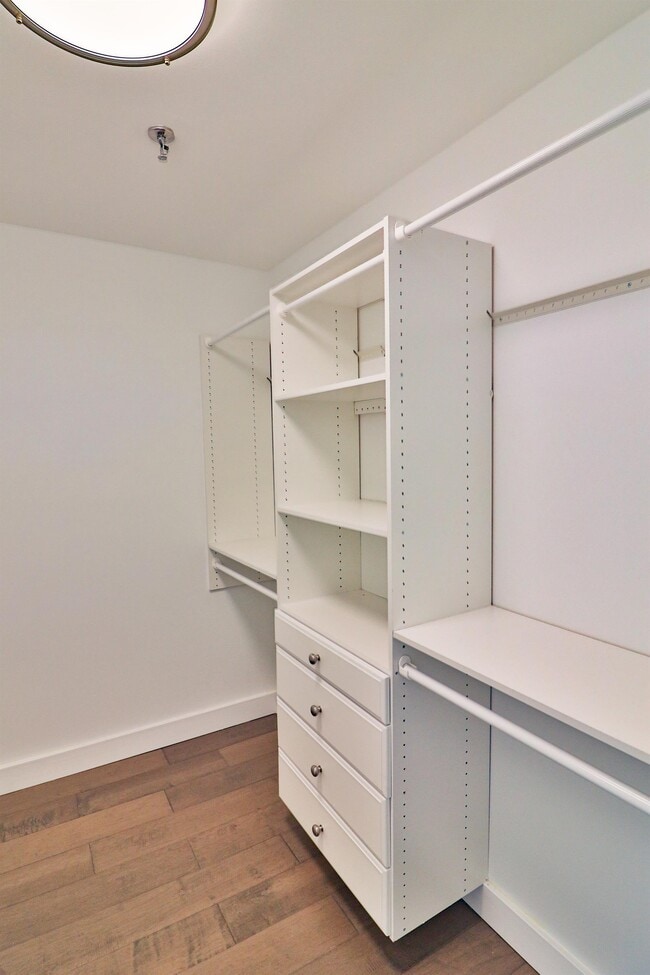 Building Photo - 24 Courthouse Sq