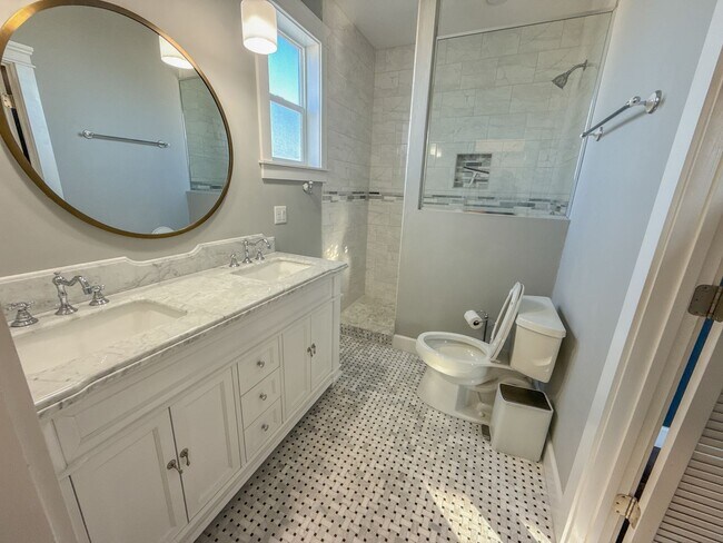 Building Photo - Midland Houses