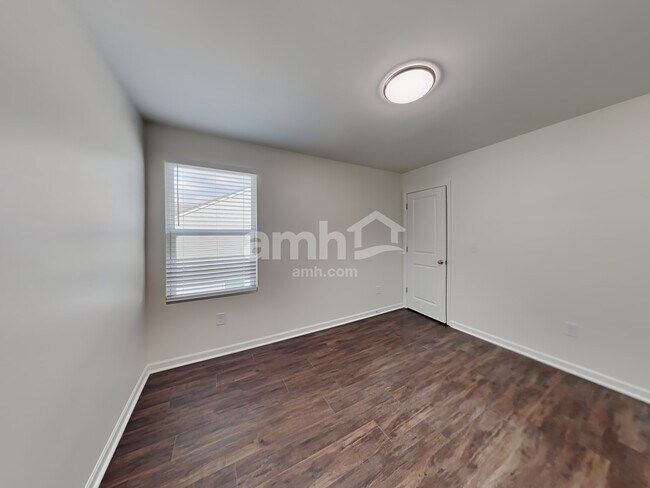 Building Photo - 4394 Kendrick Cir