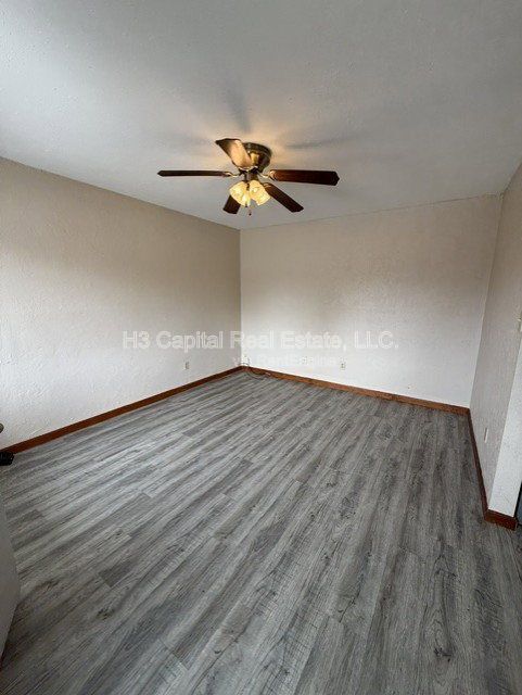 Building Photo - 1306 9th St