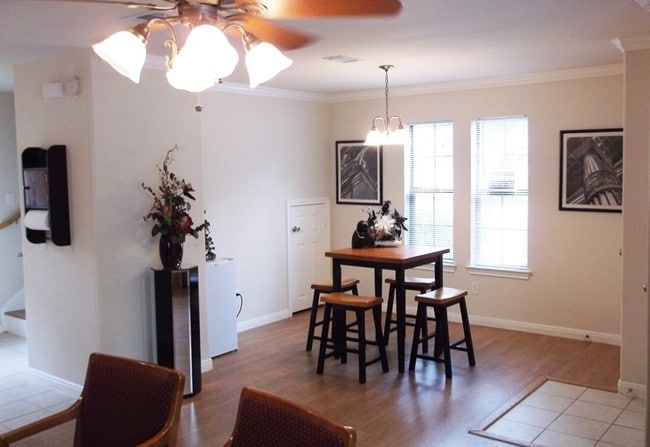 Interior Photo - Gilbert House Townhomes