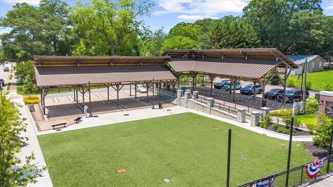 Building Photo - 5524 Garens Way