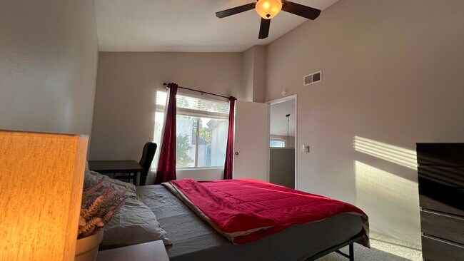 Building Photo - 1270 Cabrillo Park Dr
