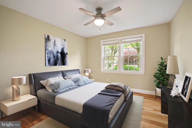 Building Photo - 2900 13th Rd S