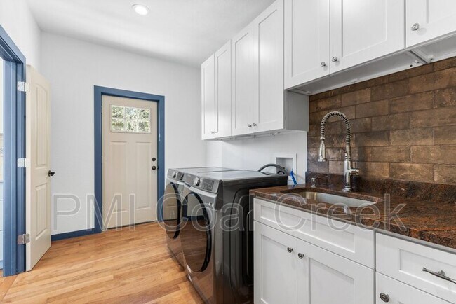 Building Photo - 145 Rudolph Ranch Road