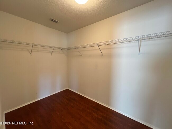 Building Photo - 395 Candlebark Dr