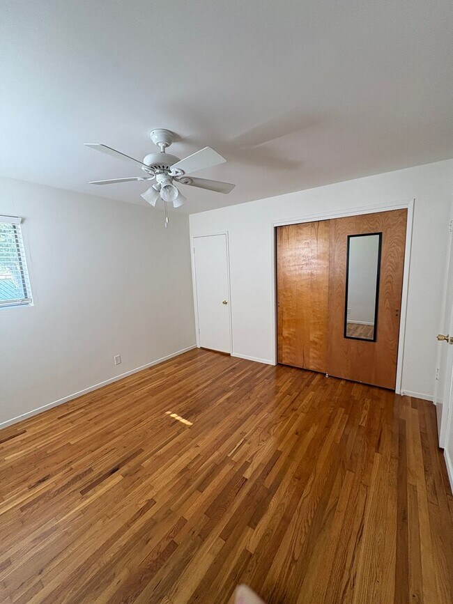 Building Photo - 217 Gridley Rd