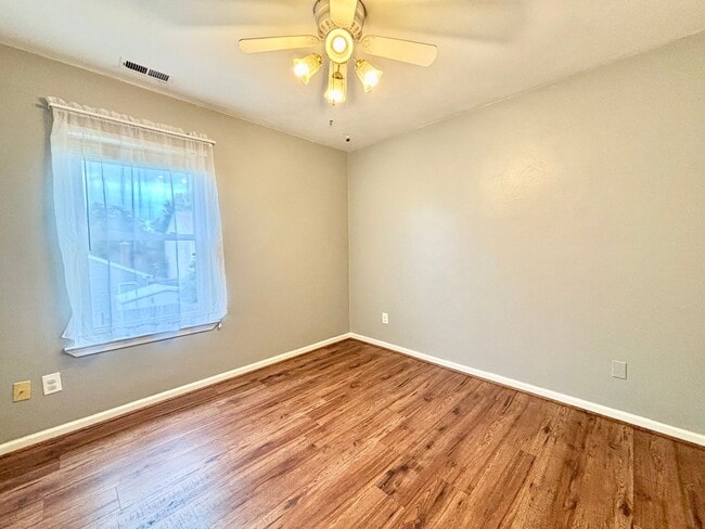 Building Photo - Gorgeous 3 Bedroom Home In Virginia Beach