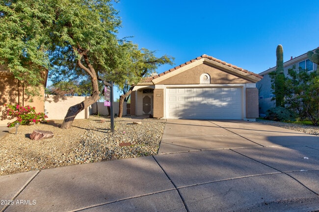 Building Photo - 4402 E Creosote Dr