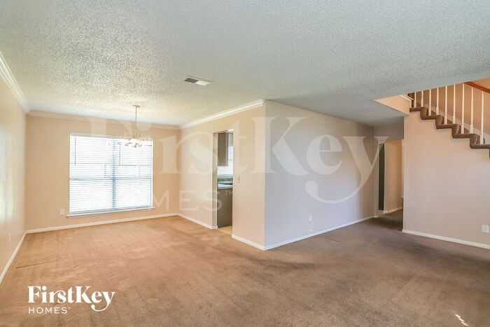 Building Photo - 5719 Forest Trails Dr