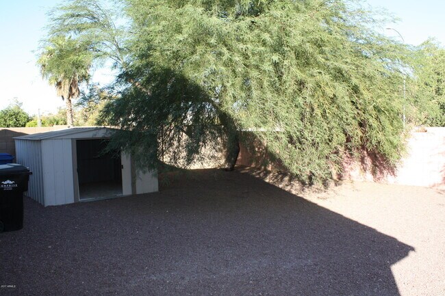 Building Photo - 14129 N 133rd Dr