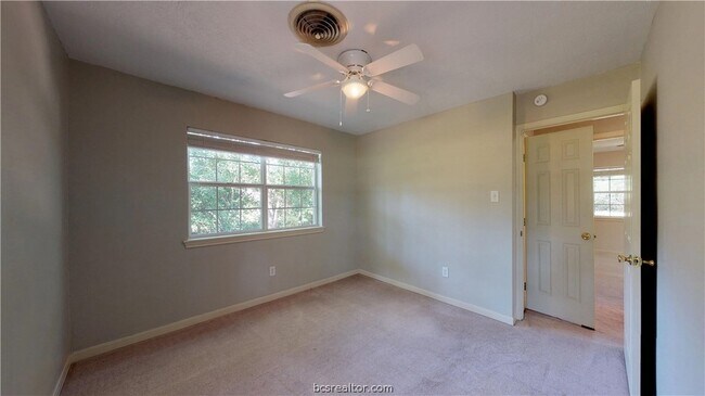 Building Photo - 4814 Afton Oaks Dr