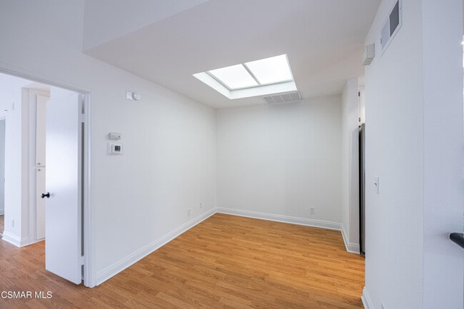 Building Photo - 7225 Shoup Ave