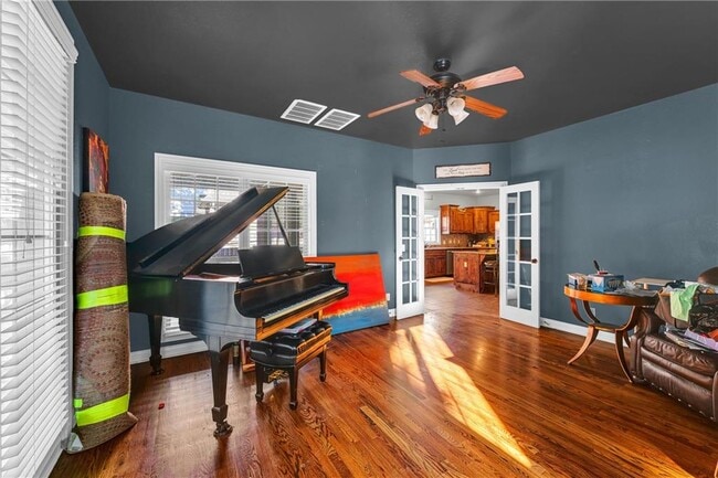 Building Photo - 2265 N Covington Park Blvd