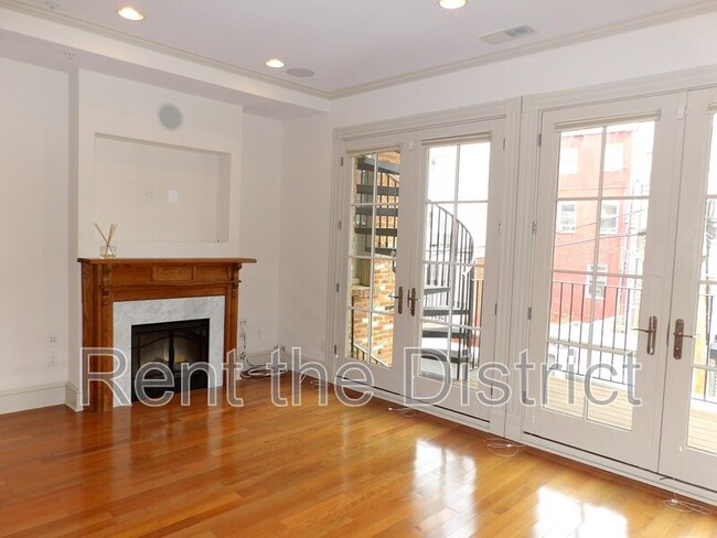 Building Photo - 1130 5th St NW