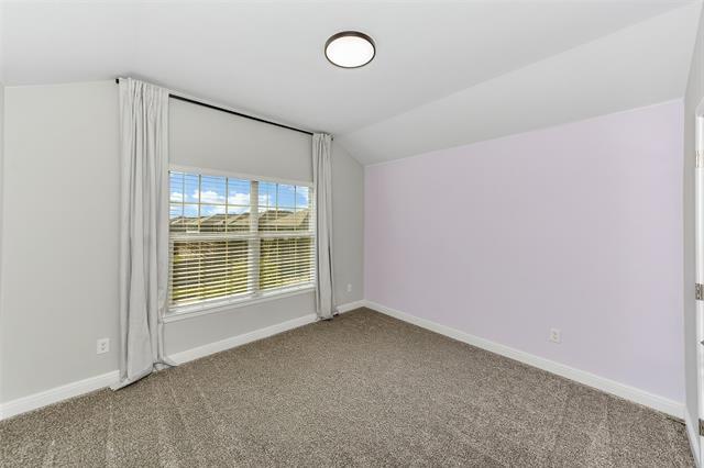 Building Photo - 11524 Leeson St