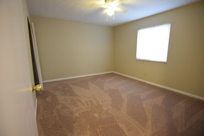 Building Photo - 1243 - 1251 Summit St