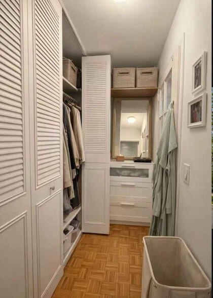 Building Photo - 539 W Stratford Pl